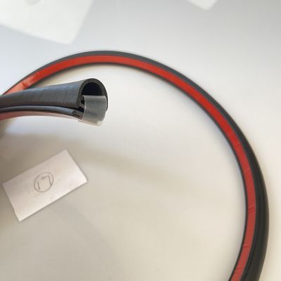 Fahrzeug-Fit-Tür Gummidichtstreifen für Tesla Modell Y OE 1500058-04