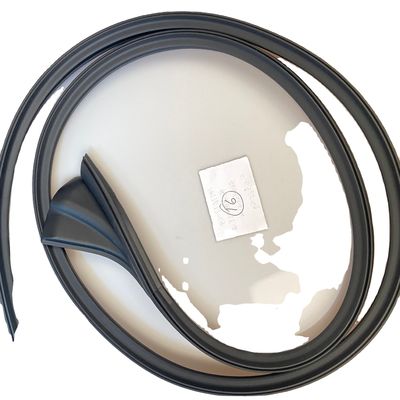 Zusammengestellte Fahrzeugfensterversiegelungsbandgummi für Y-Modell OE NO. 1497677-04