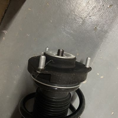 SAIC MG ZS Vorder-Rechts-Schockabsorbermontage Autoverhängung OE 10242085 Gummi-Stahl