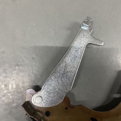 Fahrzeugmodell T60 Hinterbremsbeläge OE C00168948 für die SAIC Maxus Superior Bremsleistung