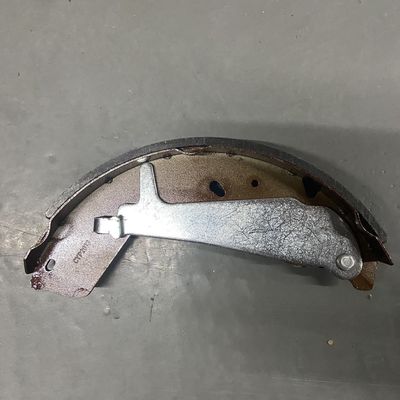 Fahrzeugmodell T60 Hinterbremsbeläge OE C00168948 für die SAIC Maxus Superior Bremsleistung